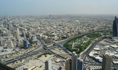 حظر الكاش في مبيعات السيارات في الكويت